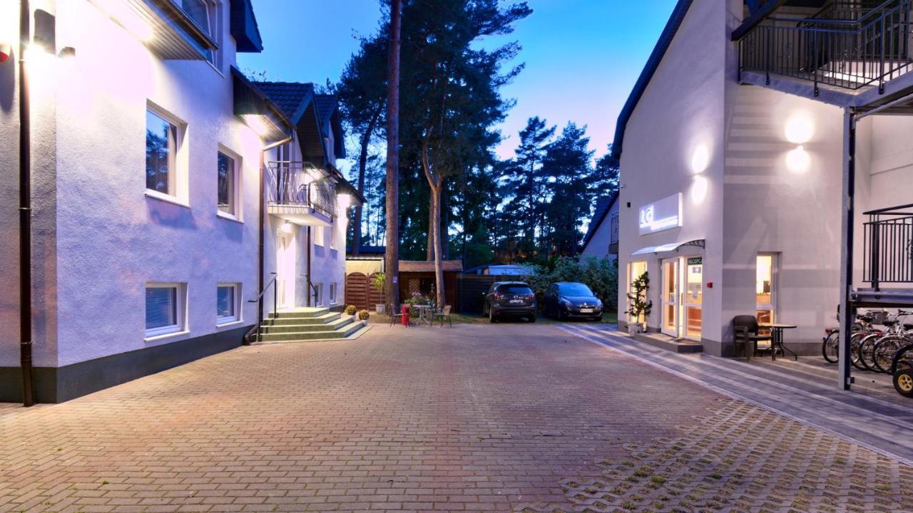 Lc Pokoje & Apartamenty Pobierowo Exterior foto